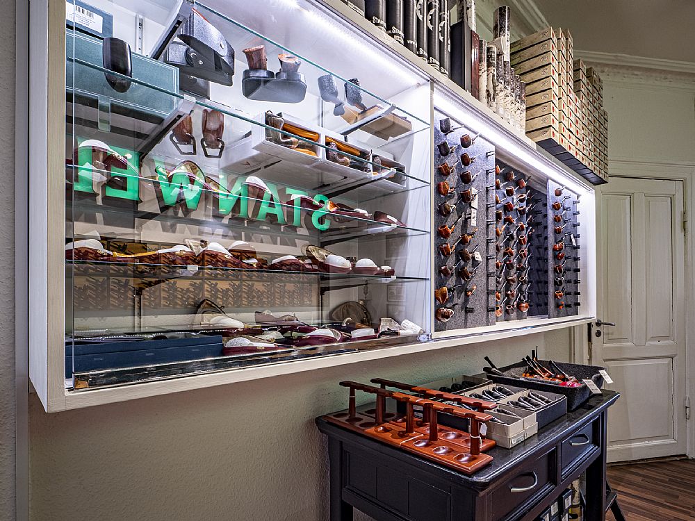 The Danish Pipe Shop 店内景